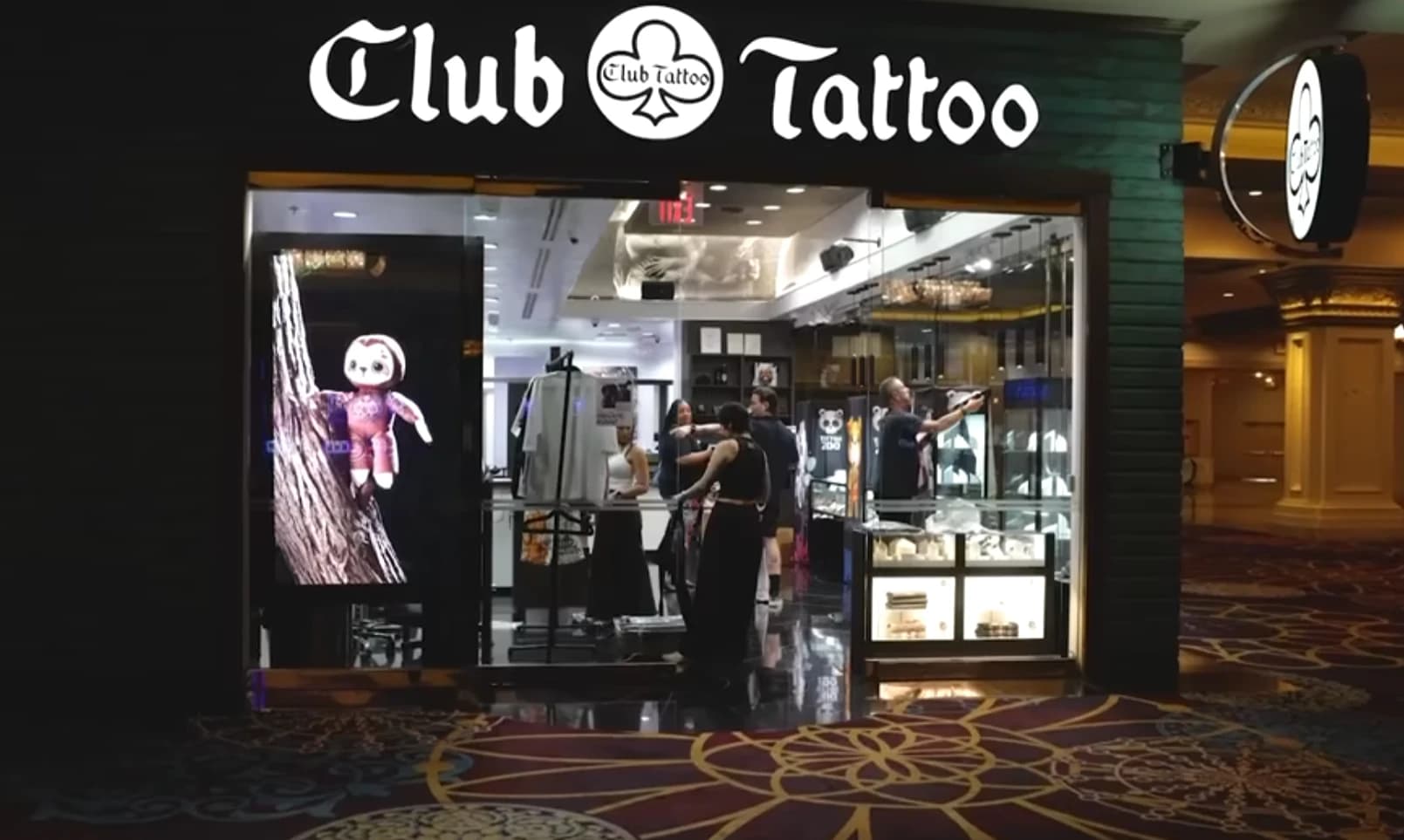 Tattoo Zoo was never created to blend in โก๏ธ